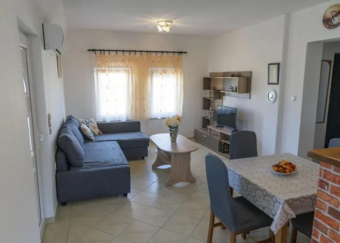 Appartamento In With Terrace, Air Conditioning, Wi-fi