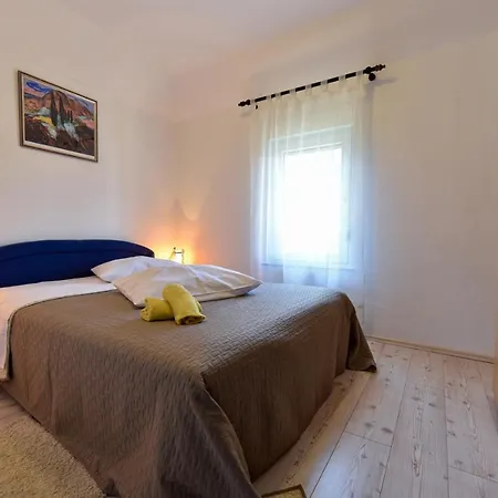 In With Terrace, Air Conditioning, Wi-fi