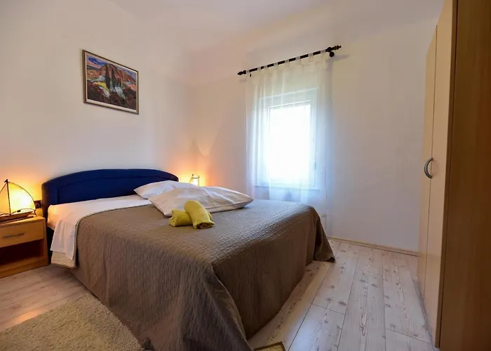 In With Terrace, Air Conditioning, Wi-fi