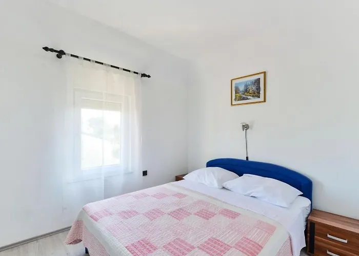 Apartamento In With Terrace, Air Conditioning, Wi-fi Vir